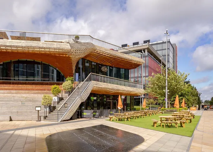 Holiday Inn Express London Stratford By Ihg